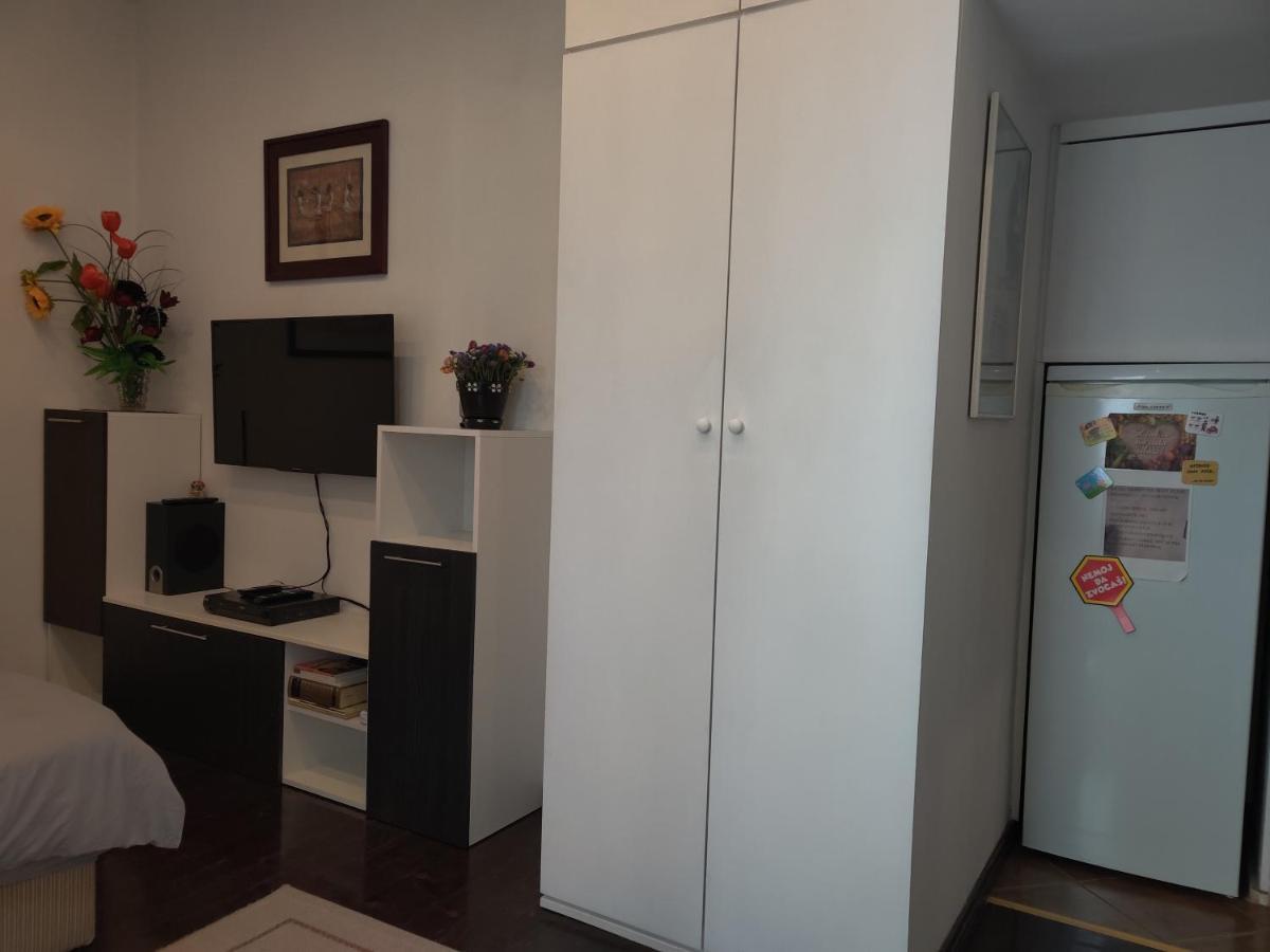 Slavija Square Apartment Cvetni Trg Beograd Eksteriør bilde